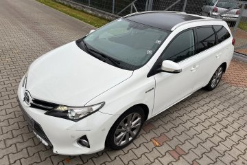 AURIS HYBRYDA PANORAMA NAVI KAMERA