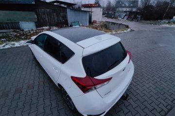 Toyota Auris 1.8 VVT-i Hybrid Automatik Edition